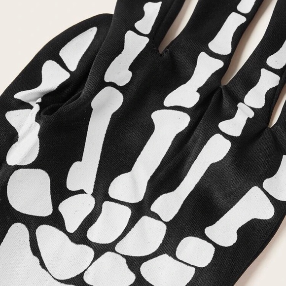 💀 Skeleton Bone Gloves 🦴 - Picture 6 of 10